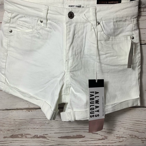 Nwt Almost Famous the New & Perfect Fit Jean Shorts - Picture 1 of 4